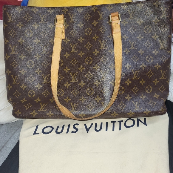 Louis Vuitton Brown Monogram Shoulder Bag - Picture 9 of 16